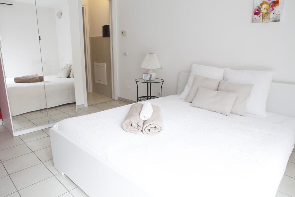 Alessia'S Flat - Loreto Μιλάνο Εξωτερικό φωτογραφία